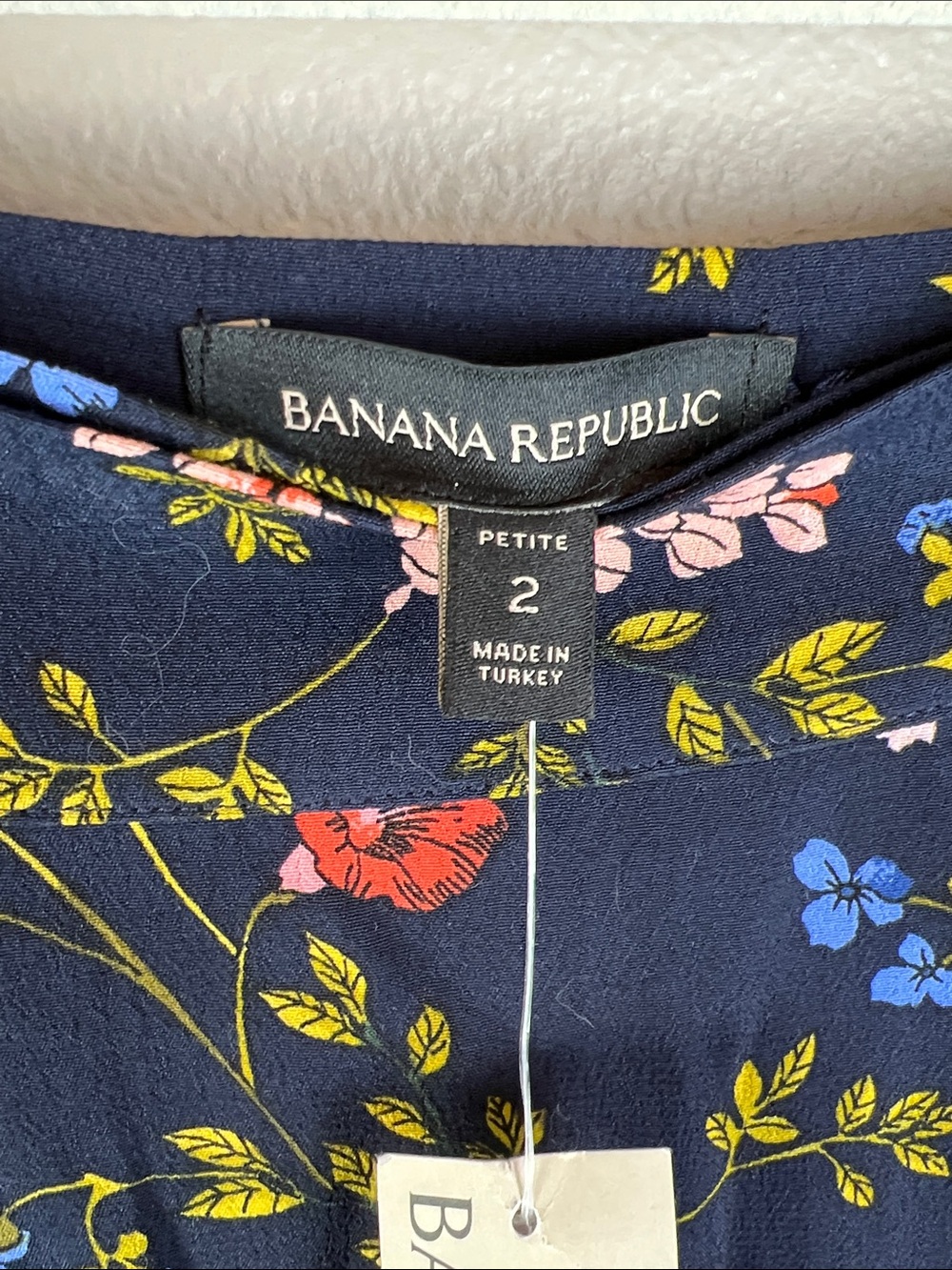 NWT Banana Republic | Midi Wrap Skirt Navy Floral Petite 2 - Picture 9 of 13